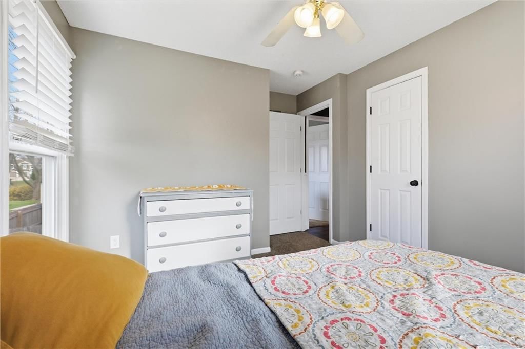 814 S PARK Drive — photo 17