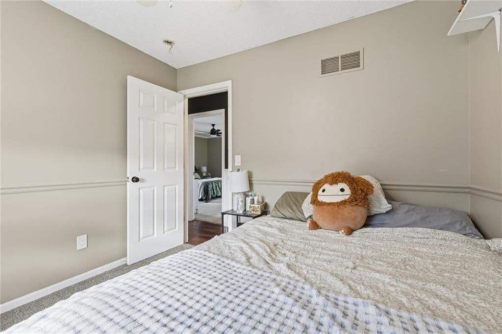 814 S PARK Drive — photo 19