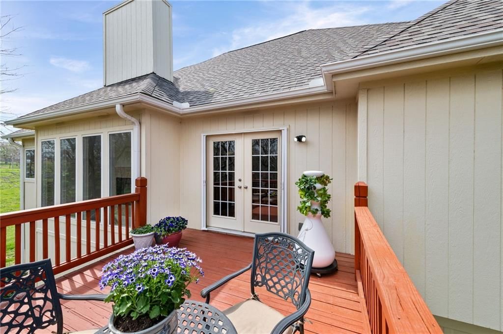 545 SW Minter Road — photo 33