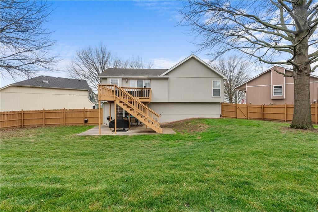 1408 NE Applewood Court — photo 32