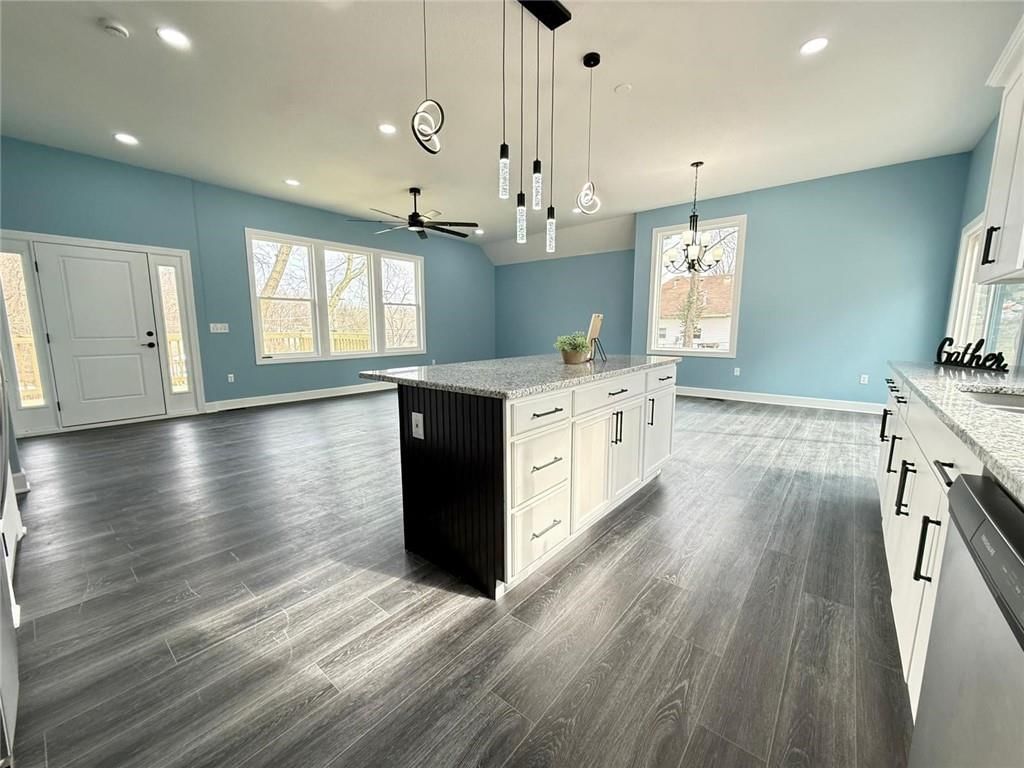 2538 Roe Lane — photo 9