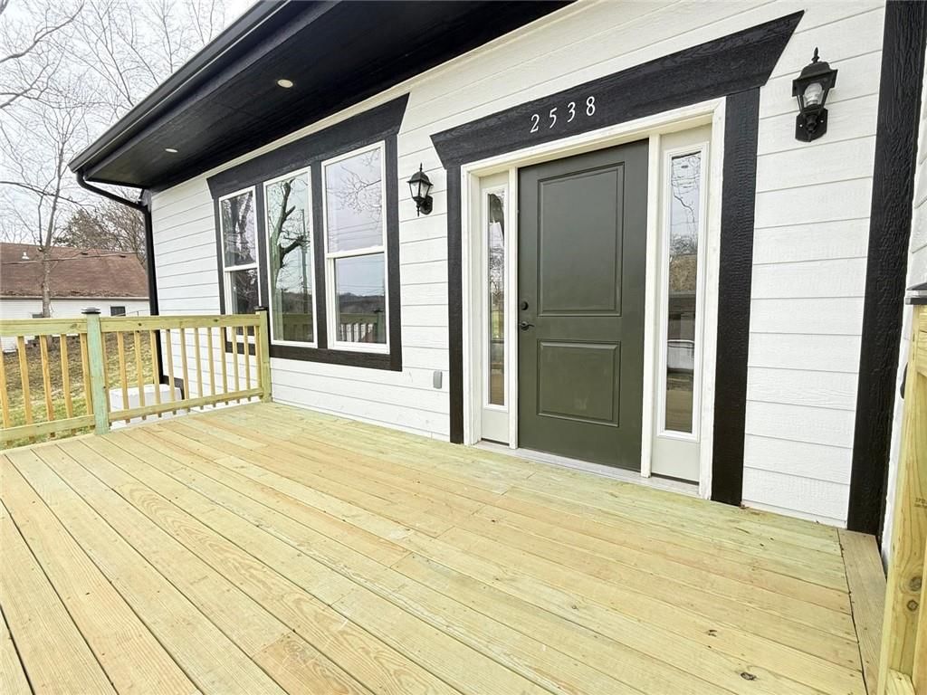 2538 Roe Lane — photo 32