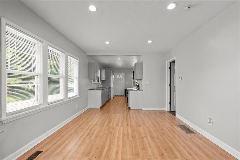 2031 N 32nd Street — photo 7