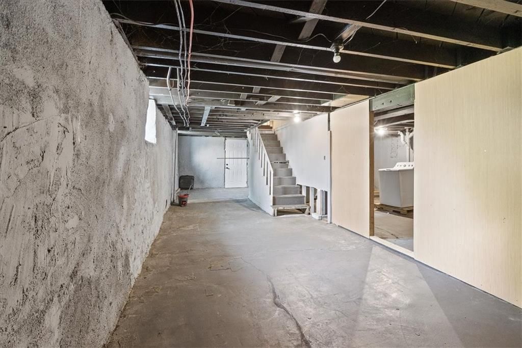 2031 N 32nd Street — photo 17
