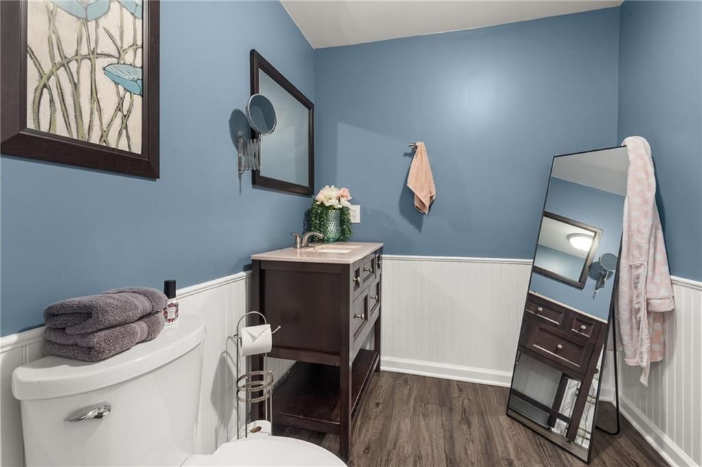 8609 GREENWAY Lane — photo 14