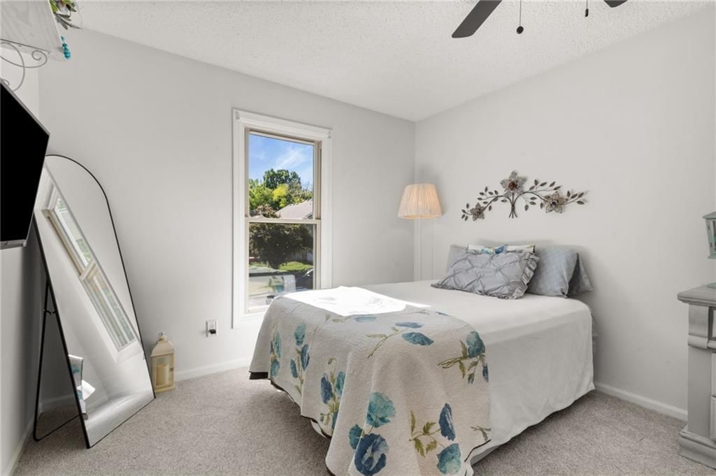 8609 GREENWAY Lane — photo 26