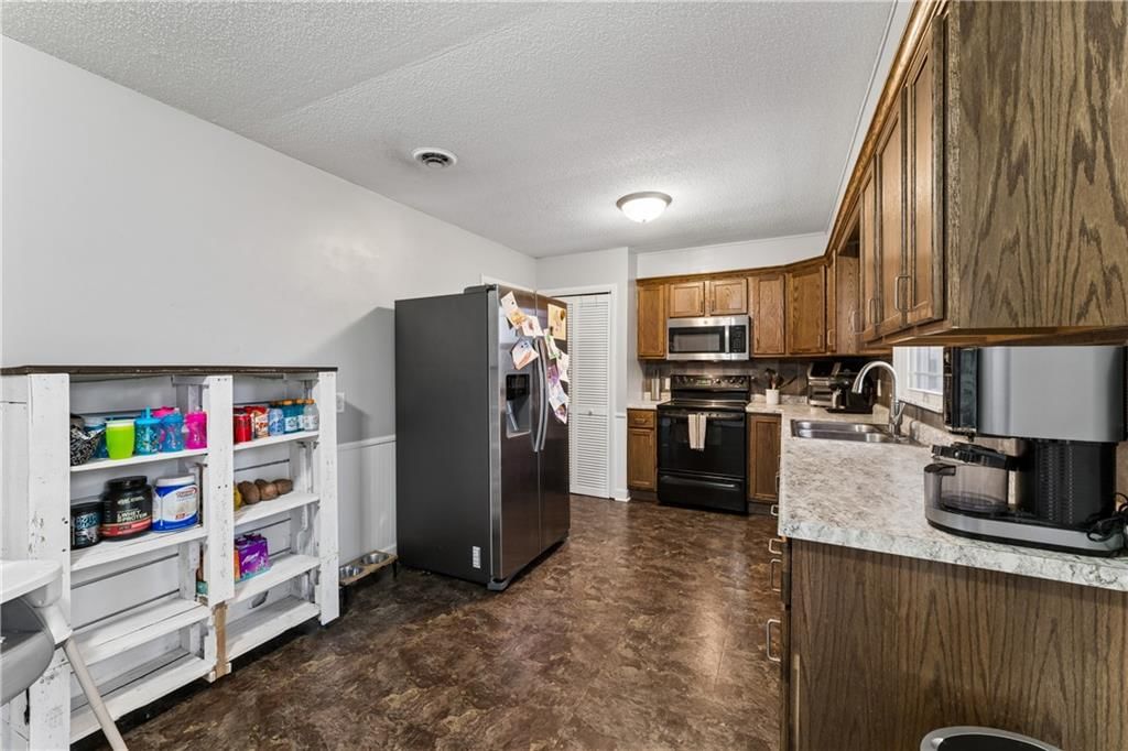 307 Ridge Street — photo 11