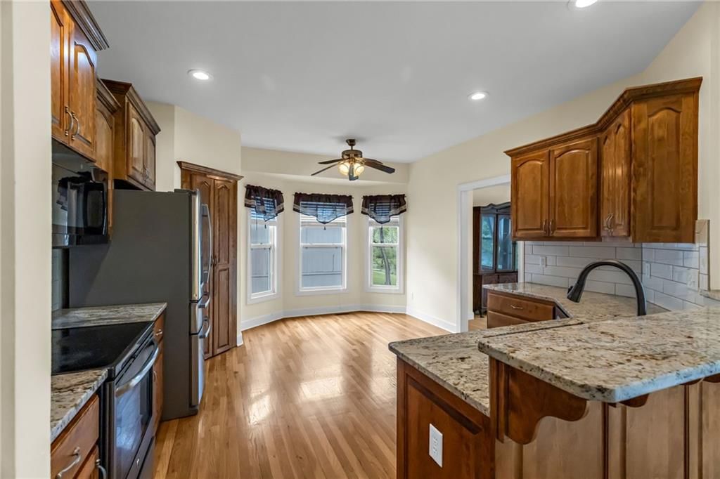 1640 N Hunter Drive — photo 8