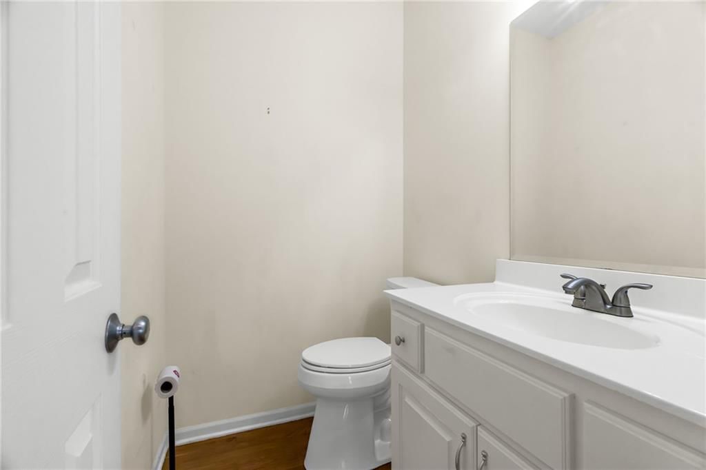 1640 N Hunter Drive — photo 10