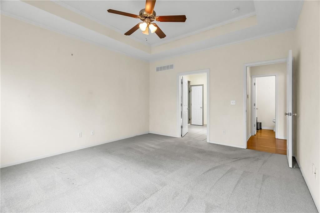 1640 N Hunter Drive — photo 13
