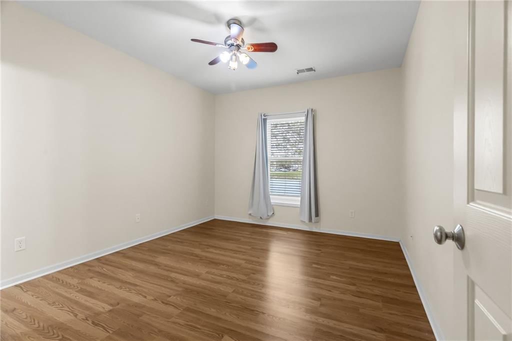 1640 N Hunter Drive — photo 20