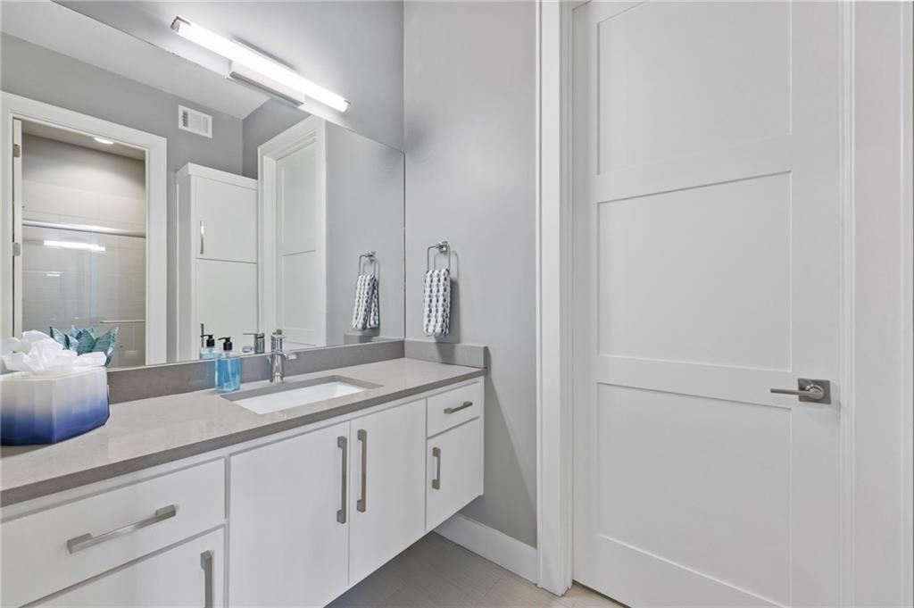 4140 W 151st Street — photo 35