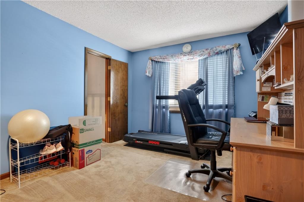 9805 Appleton Avenue — photo 14