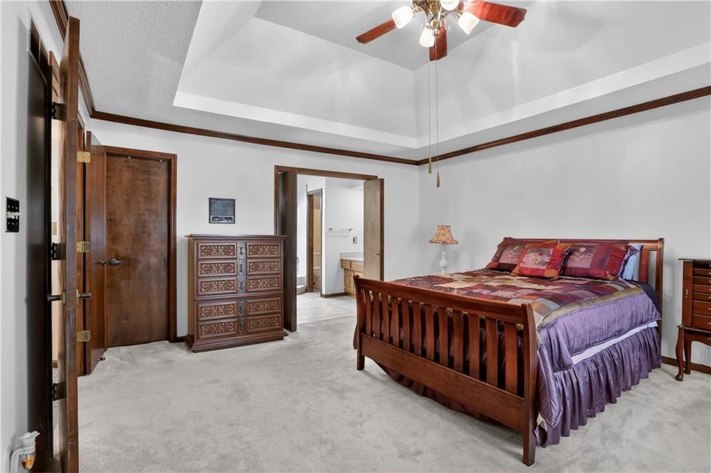 9805 Appleton Avenue — photo 17