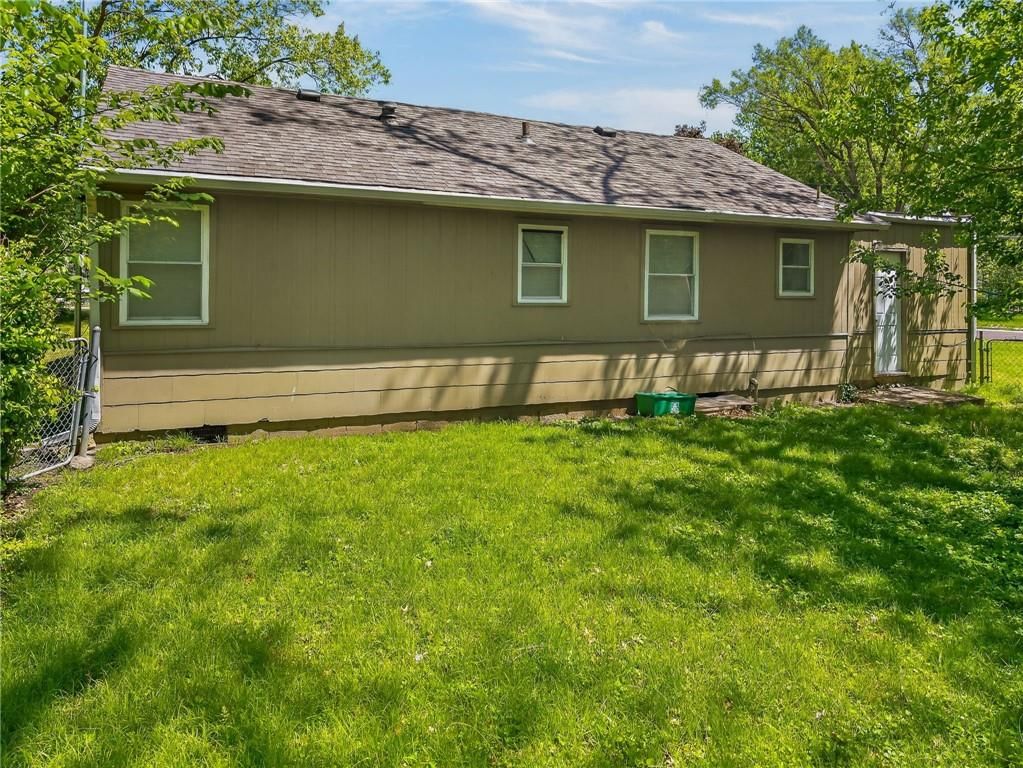 7400 Lamar Avenue — photo 5