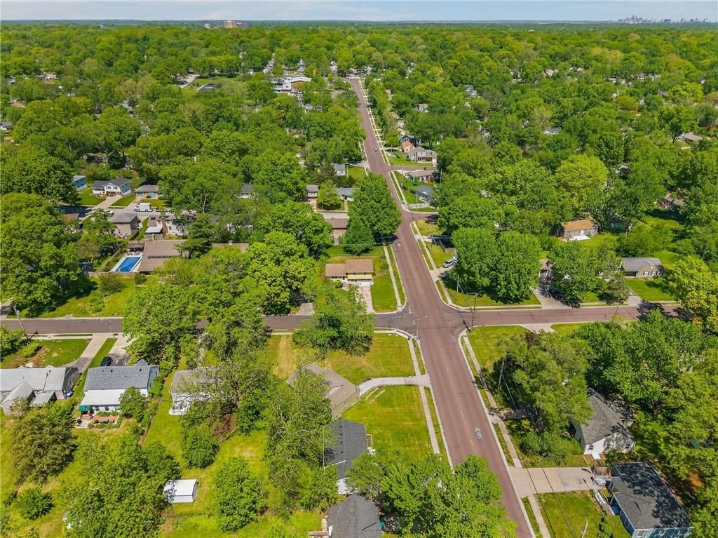 7400 Lamar Avenue — photo 11