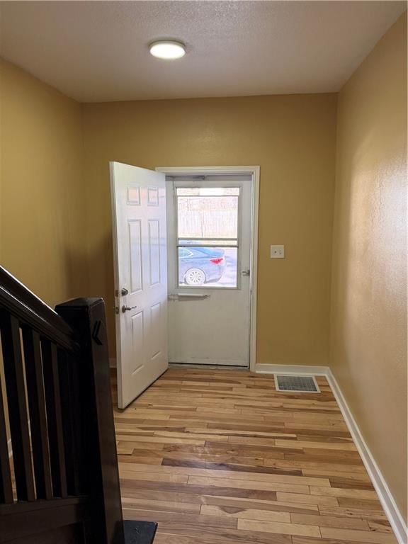 1204 N 8th Street — photo 9