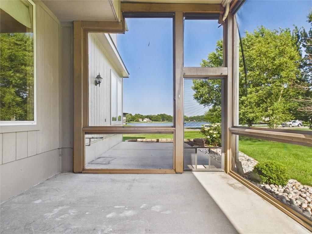 901 SW Drake Drive — photo 10