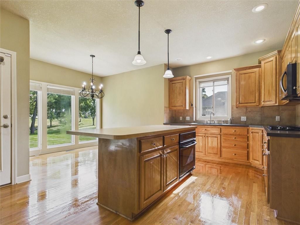 901 SW Drake Drive — photo 34