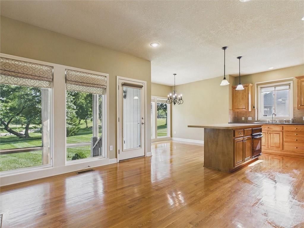 901 SW Drake Drive — photo 35