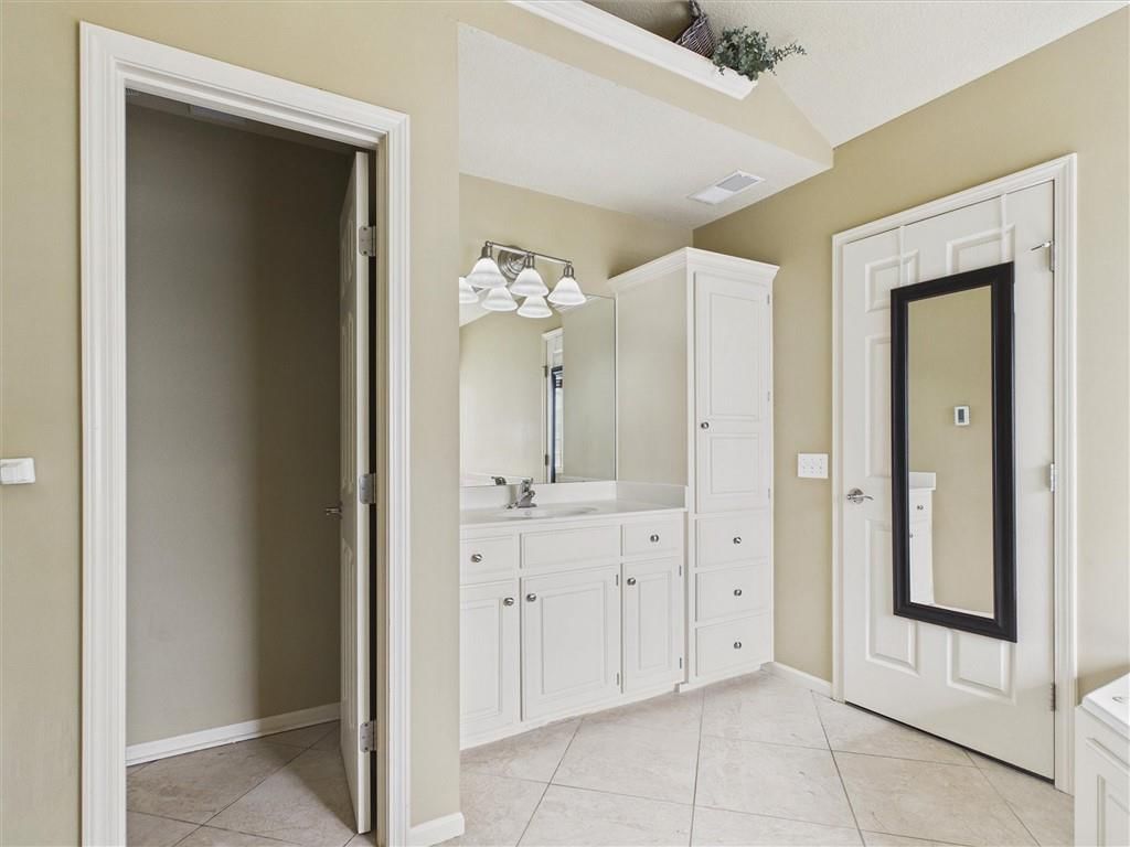 901 SW Drake Drive — photo 42