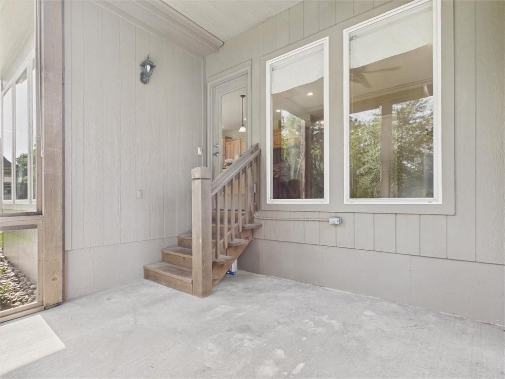 901 SW Drake Drive — photo 64