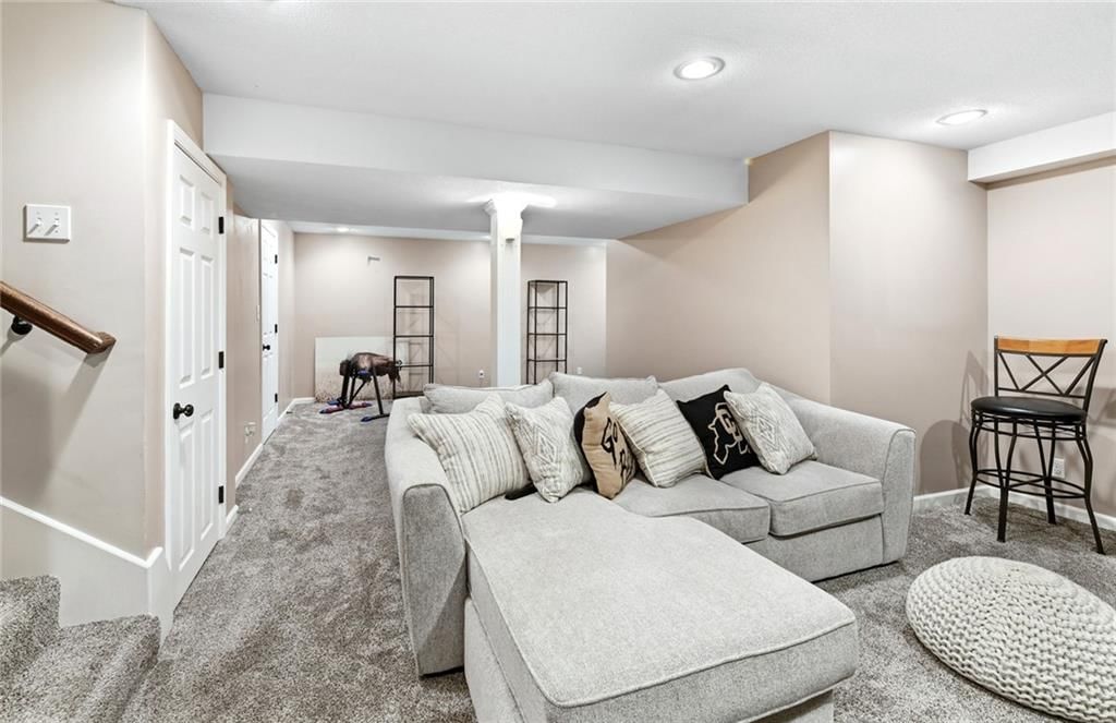 4515 N 121st Terrace — photo 37
