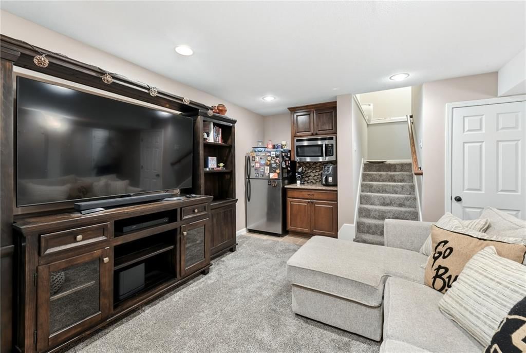 4515 N 121st Terrace — photo 38