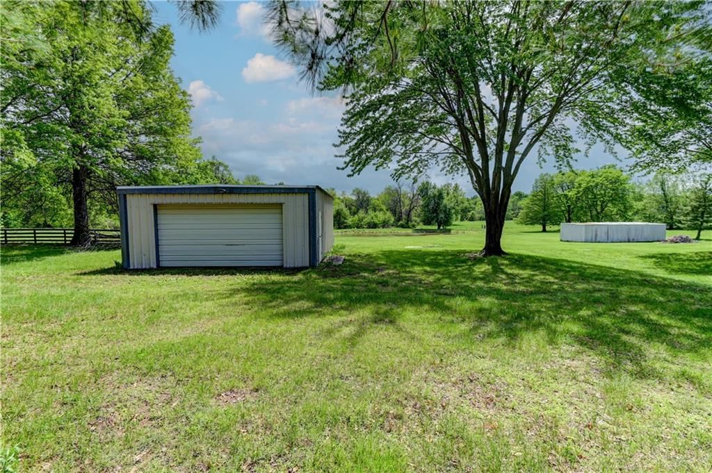 33011 E R D Mize Road — photo 5