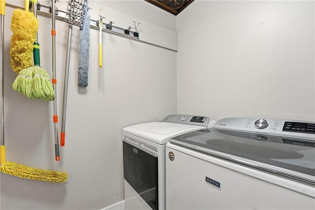 12036 W 239th Street — photo 22