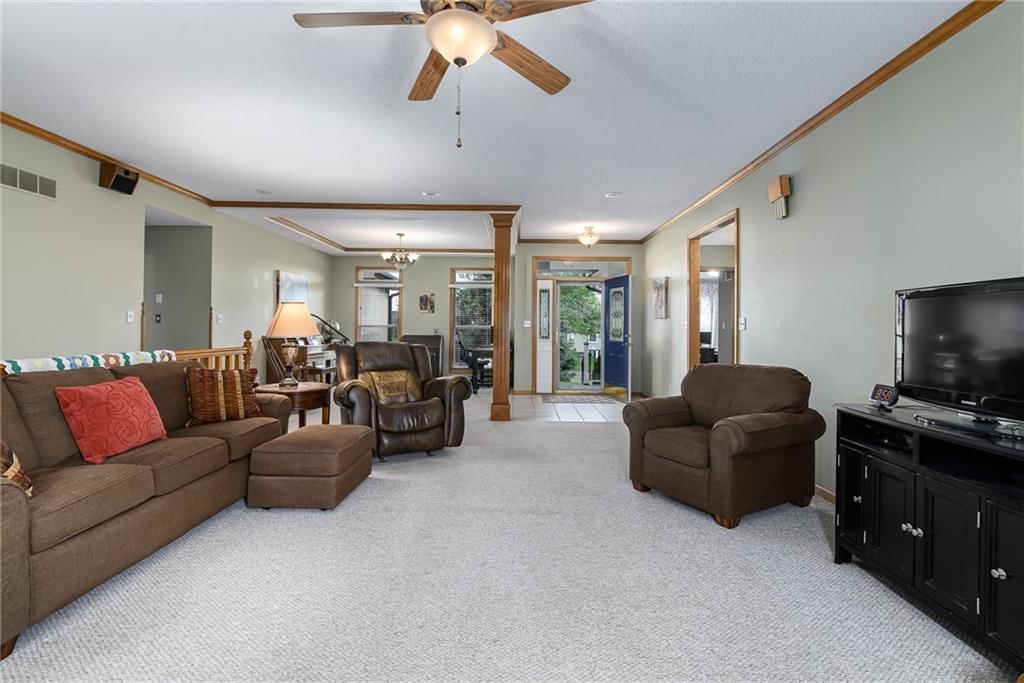 17956 157th Street — photo 9