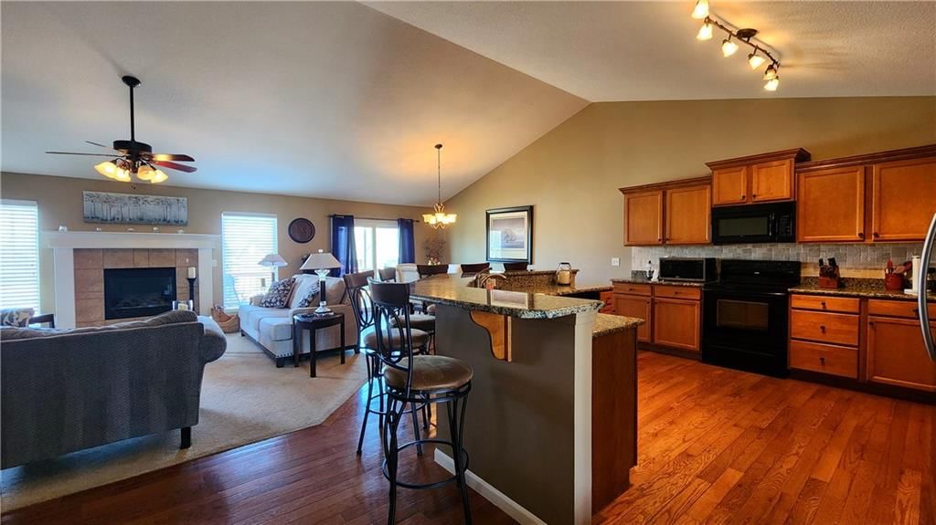 9816 N Stark Avenue — photo 7