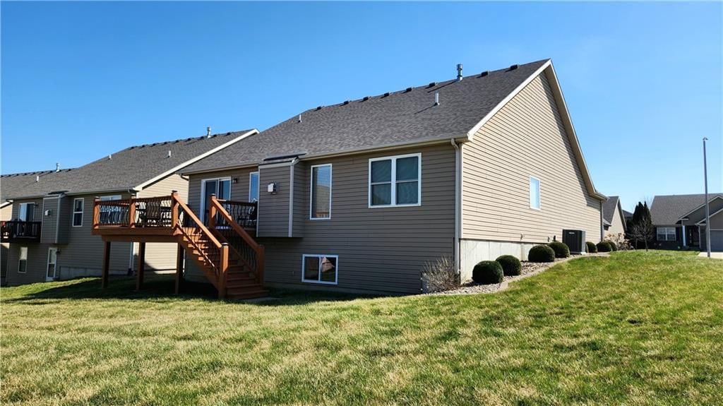 9816 N Stark Avenue — photo 35
