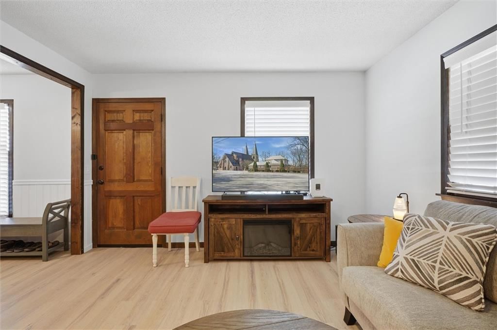 213 Thomas Street — photo 5