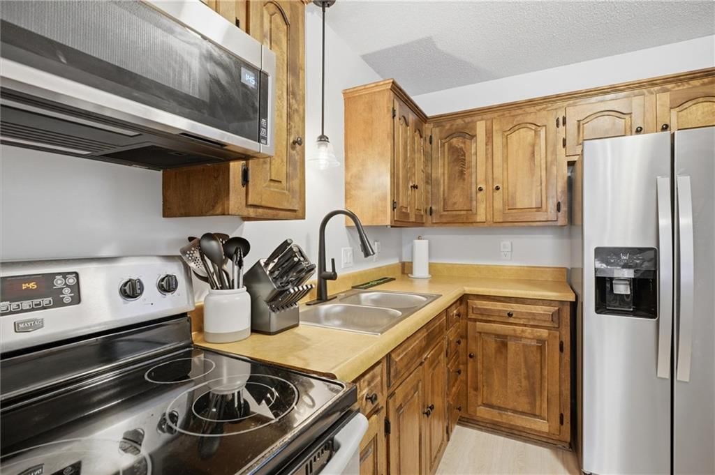 213 Thomas Street — photo 10