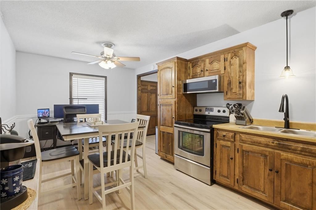 213 Thomas Street — photo 11