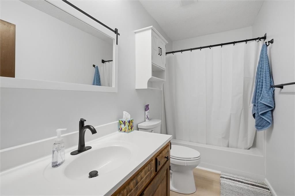 213 Thomas Street — photo 15