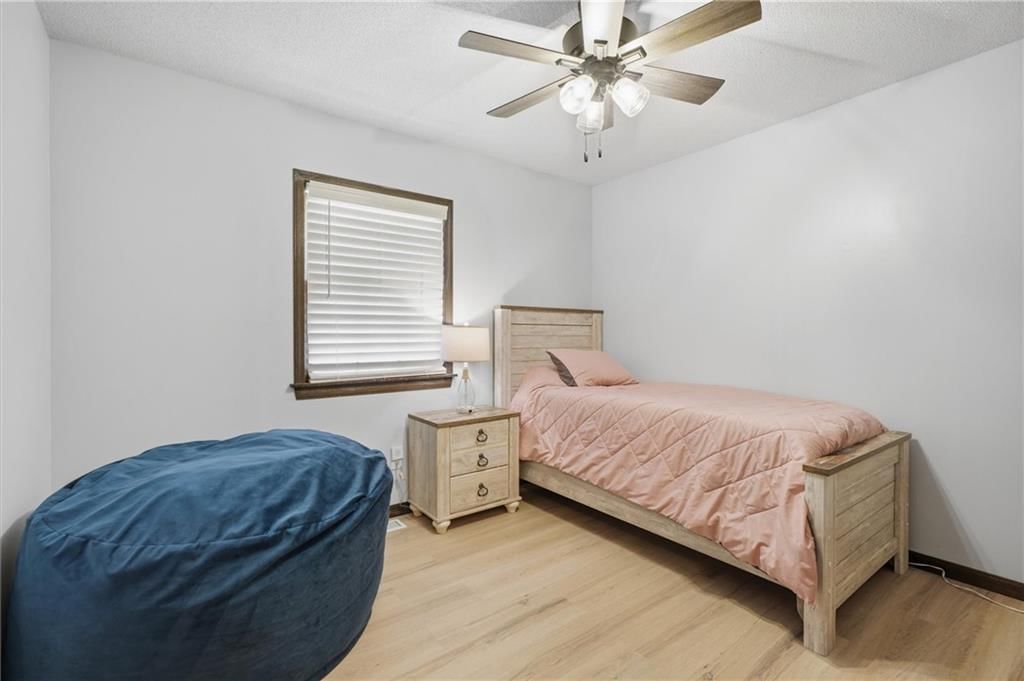 213 Thomas Street — photo 19
