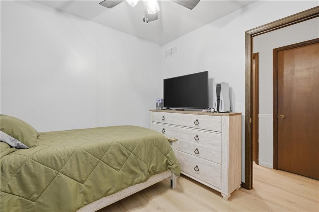 213 Thomas Street — photo 22
