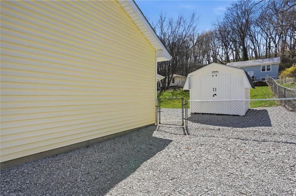 213 Thomas Street — photo 25