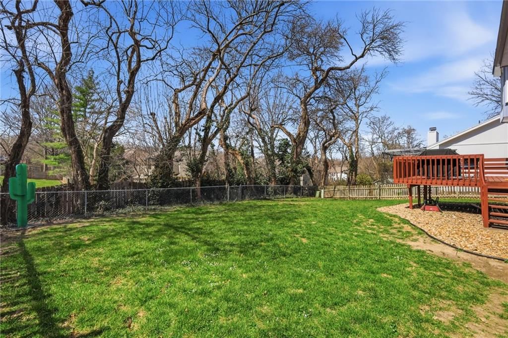 11520 Robinson Street — photo 32
