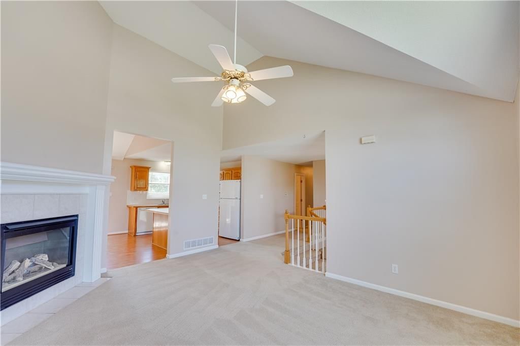 809 Village Street — photo 7