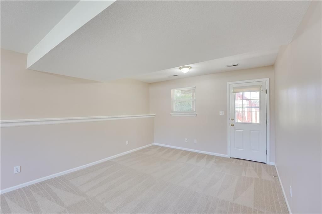 809 Village Street — photo 28