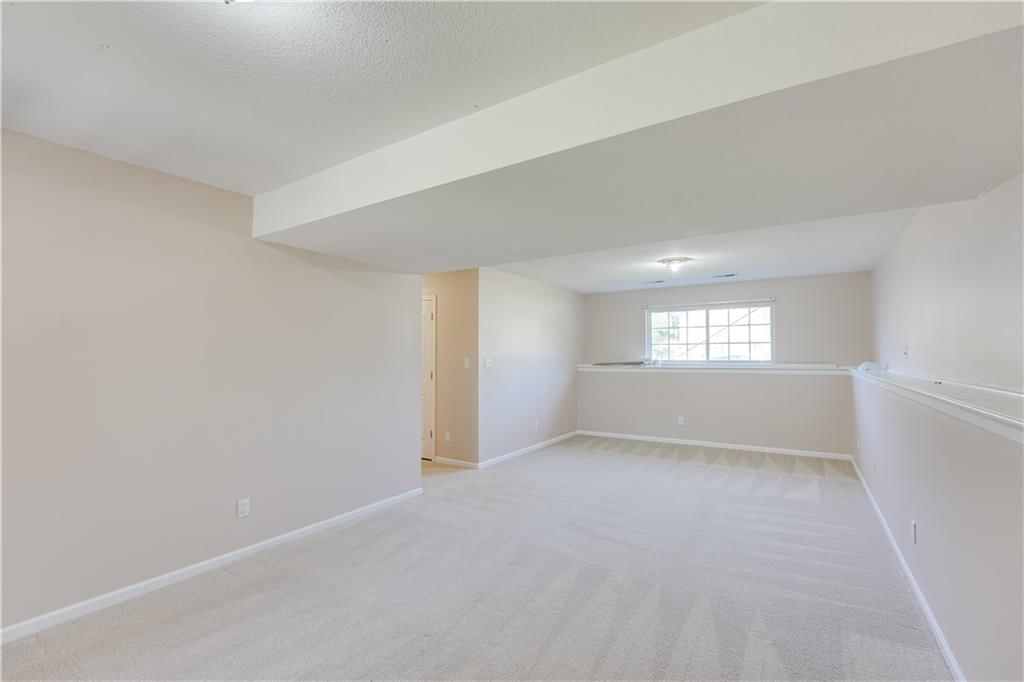 809 Village Street — photo 29