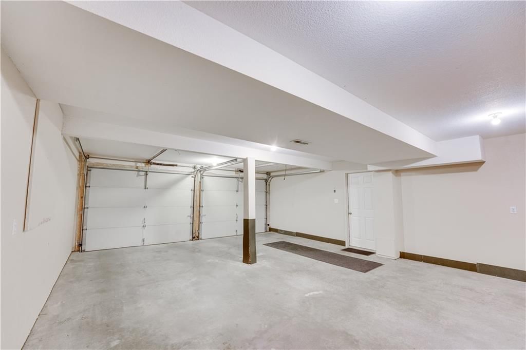 809 Village Street — photo 31