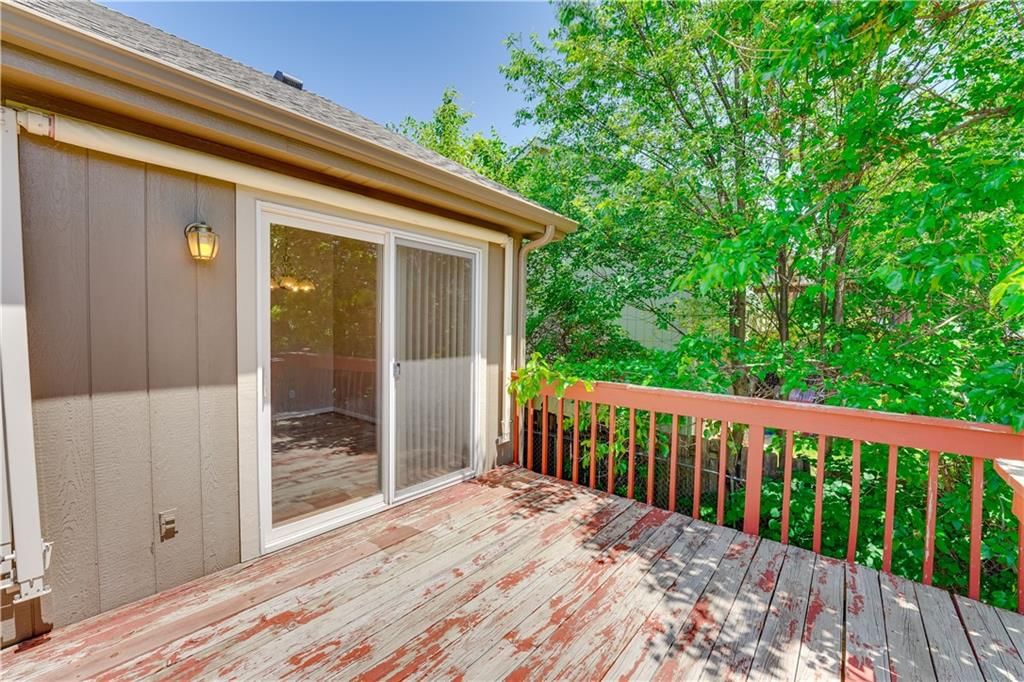 809 Village Street — photo 34