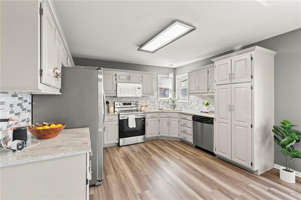8316 NE 105th Street — photo 9