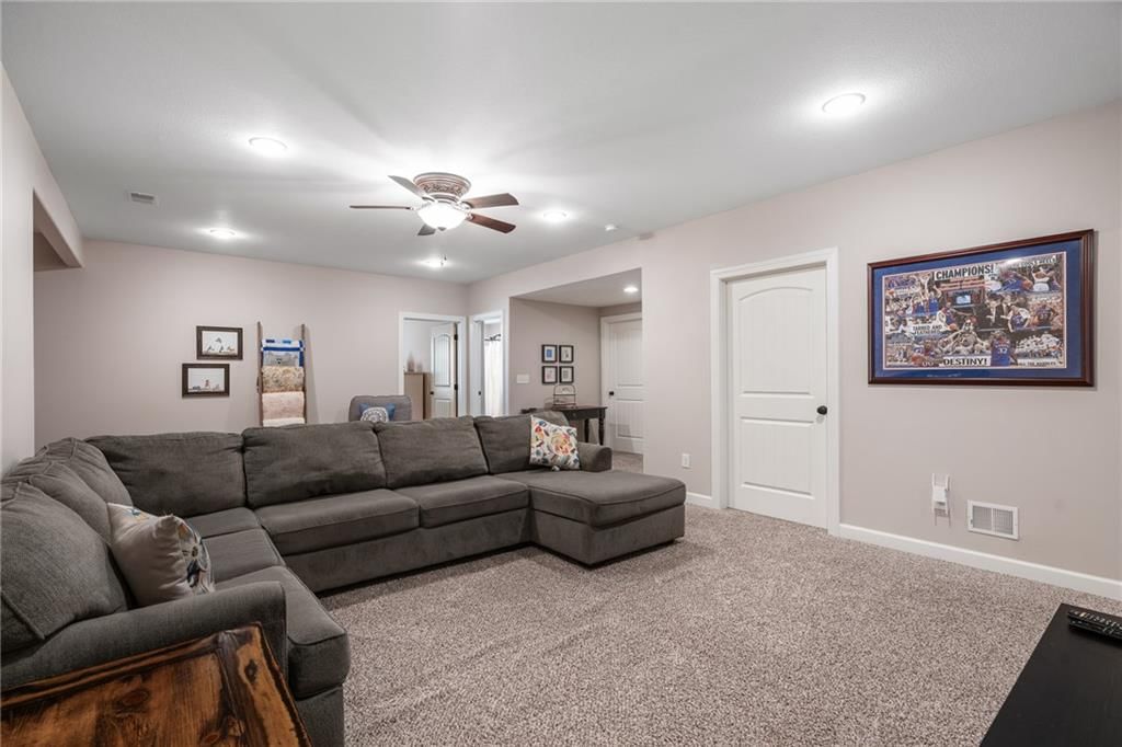 12524 Prestwick Drive — photo 34