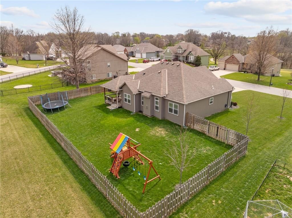 12524 Prestwick Drive — photo 50