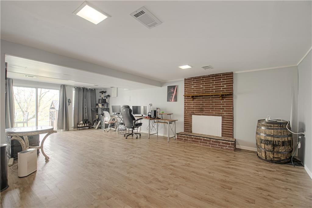 5247 N Norton Avenue — photo 14